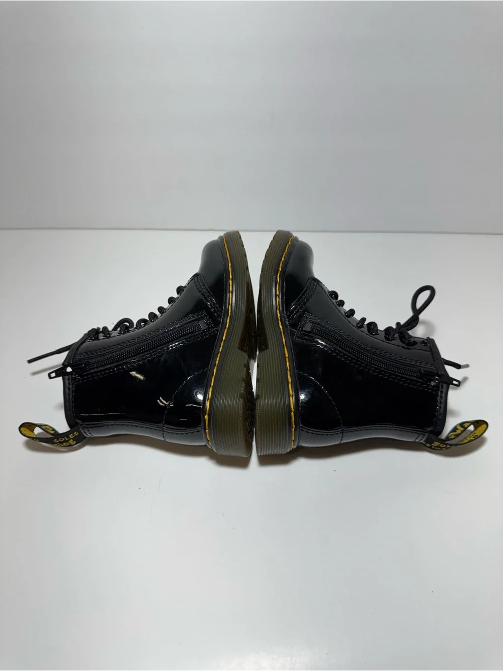 Dr. Martens TODDLER 1460 BLAK  PATENT LEATHER LACE UP BOOTS Size  8